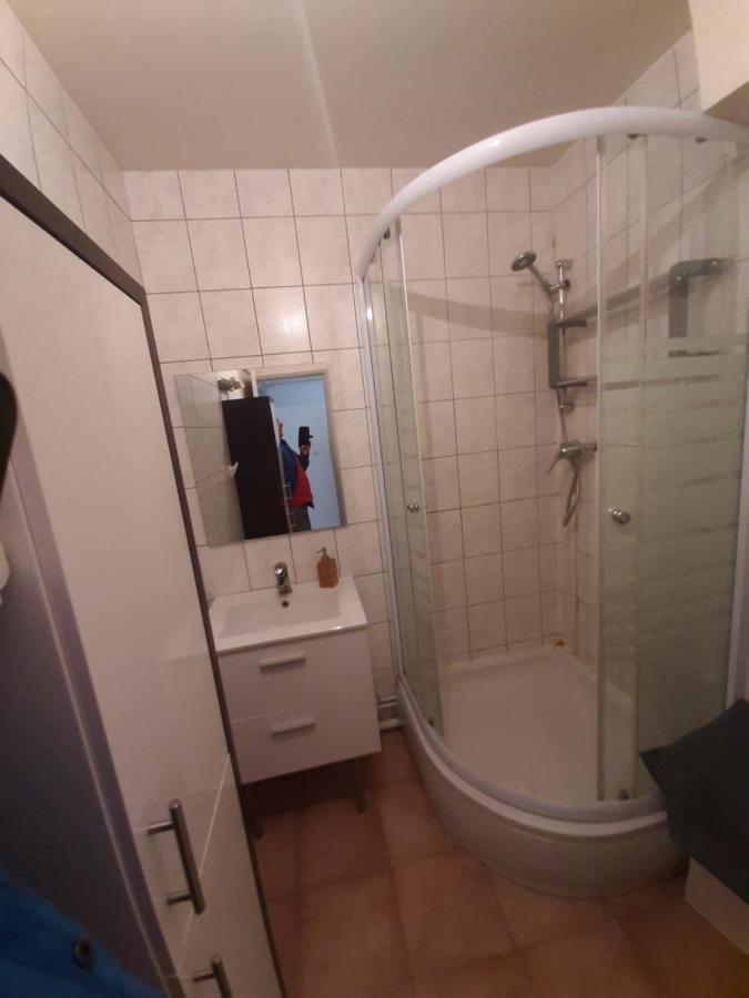 Maison 100 M2, Terrasse 25 M2, Clim, 3 Chbs Avec Tv, Parking بييرُلات المظهر الخارجي الصورة